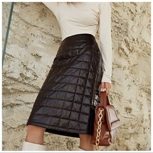 💜 The Damica Quilted A-Line Skirt